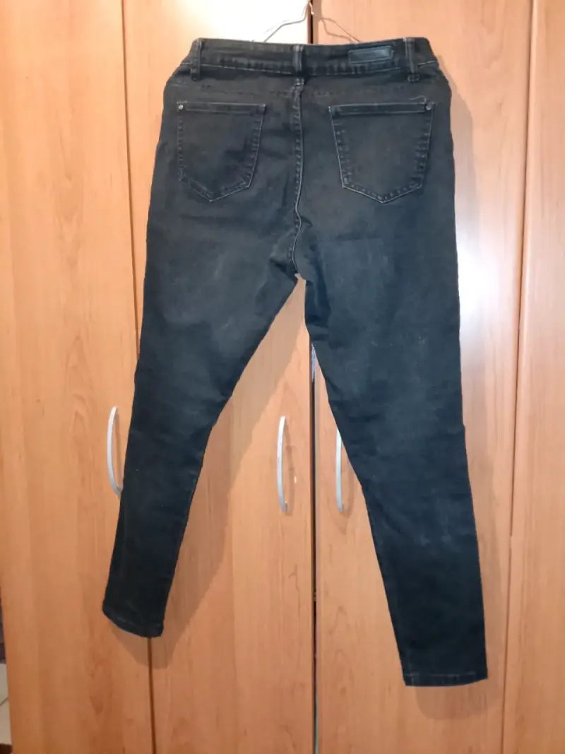 Jean azul oscuro con brillo - 5