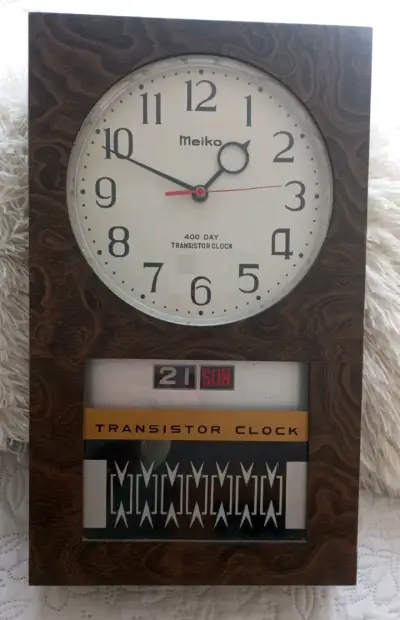 Reloj de sobremesa Meiko - miniatura 1