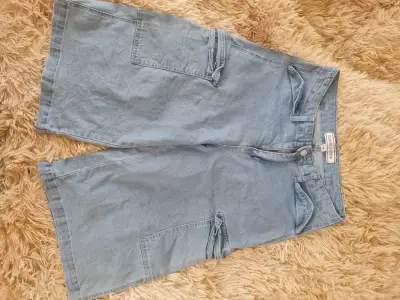 Bermudas de mezclilla azul claro - miniatura 1
