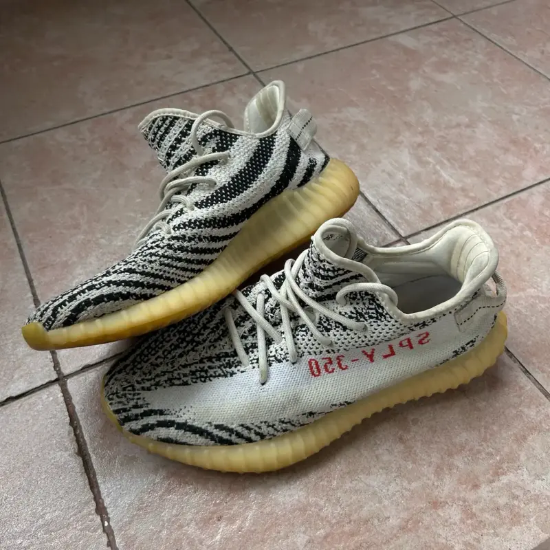ADIDAS YEEZY 5G - 1