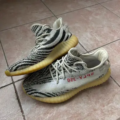 ADIDAS YEEZY 5G - miniatura 1