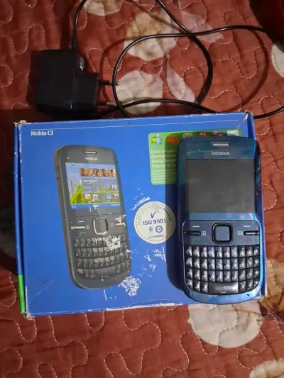 Celular Nokia C3 azul - miniatura 1