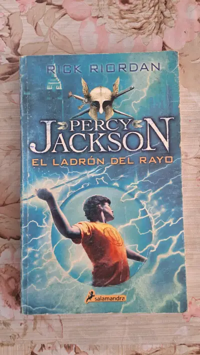 Libro Percy Jackson: El ladrón del rayo - miniatura 1