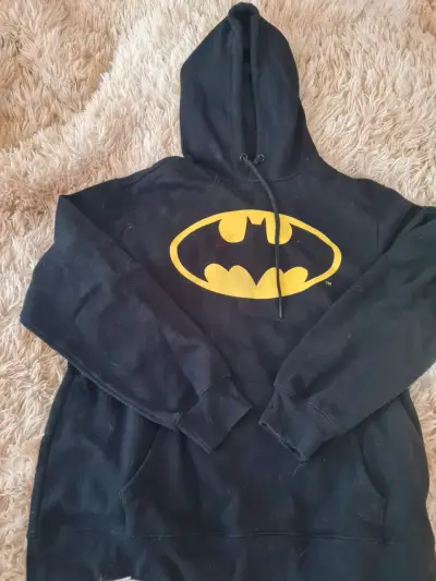 Polerón negro con capucha Batman - miniatura 1