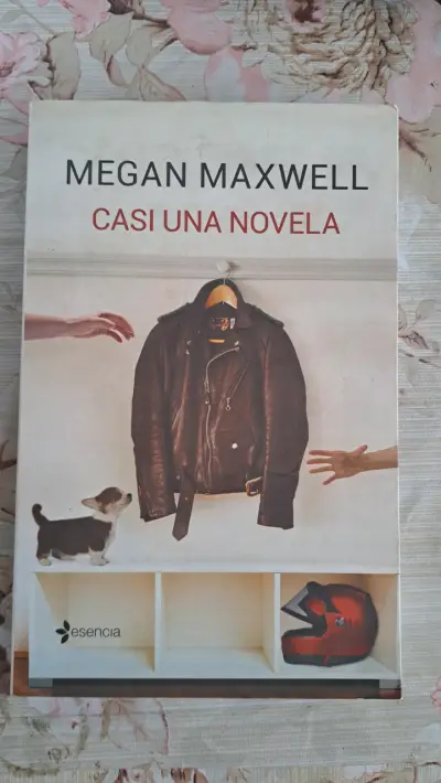 Libro Megan Maxwell 'Casi una Novela' - miniatura 1