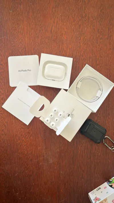 AirPods Pro 2 USB-C Originales Apple — Impecables - miniatura 1