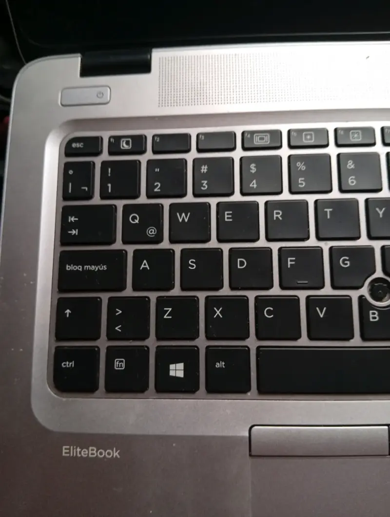 Laptop HP en buen estado - 3