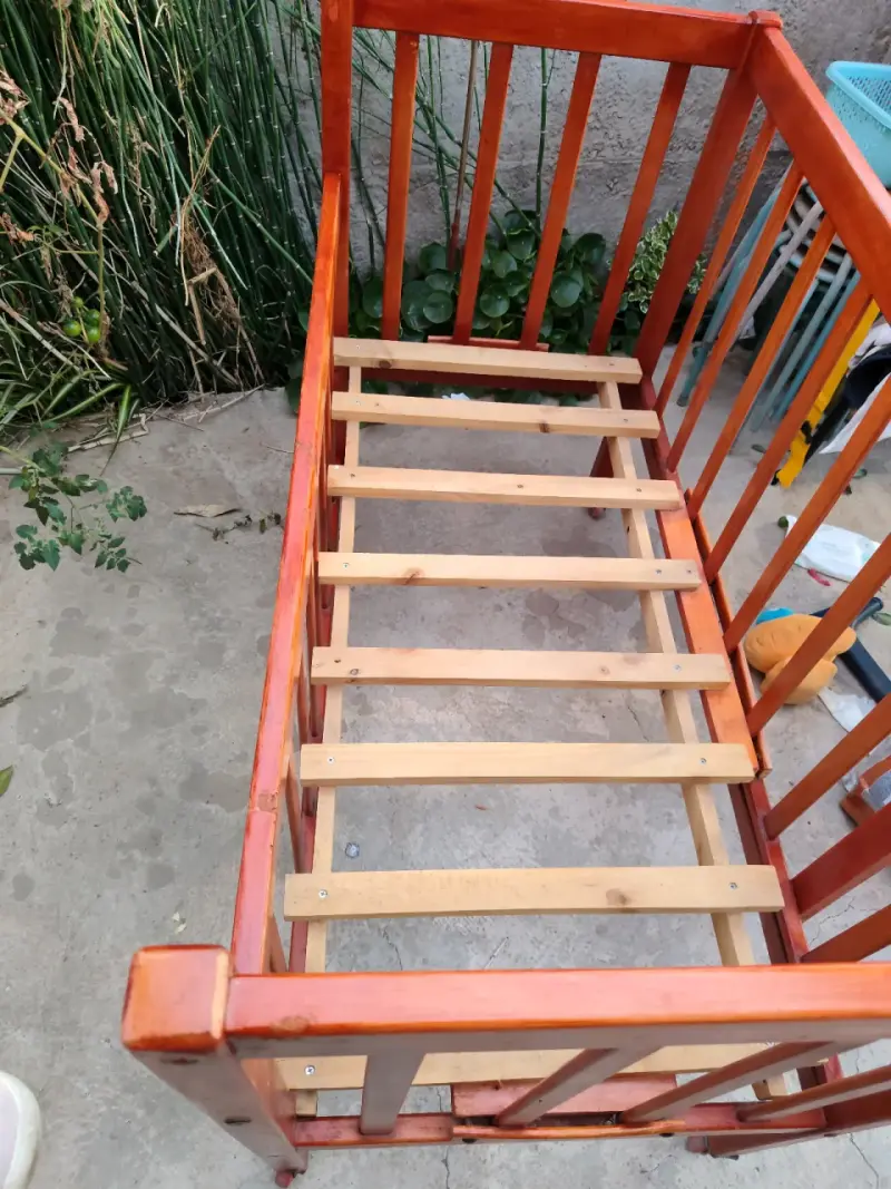 Cuna de madera infantil - 4