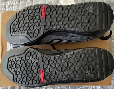 Zapatillas deportivas negras Adidas - miniatura 3