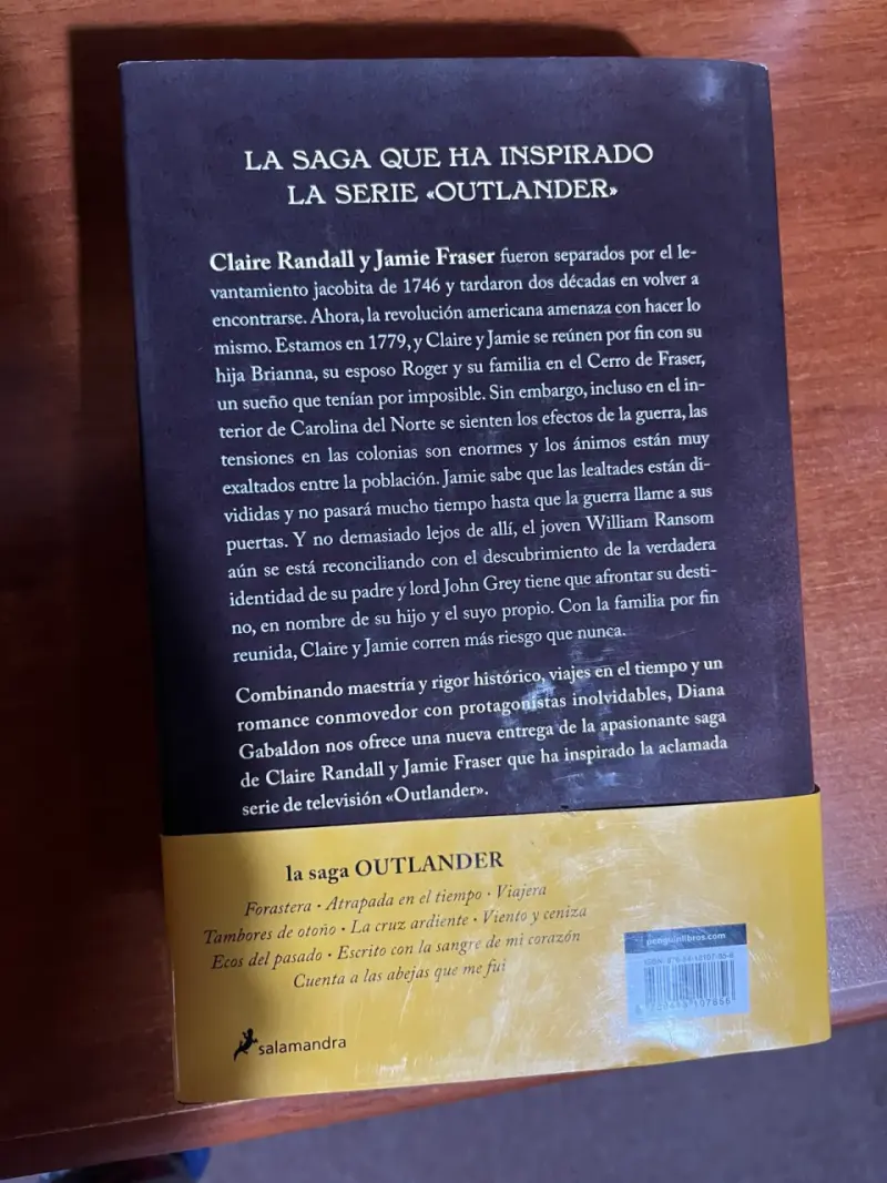 Libro 'Cuenta a las abejas que me fui' - 2