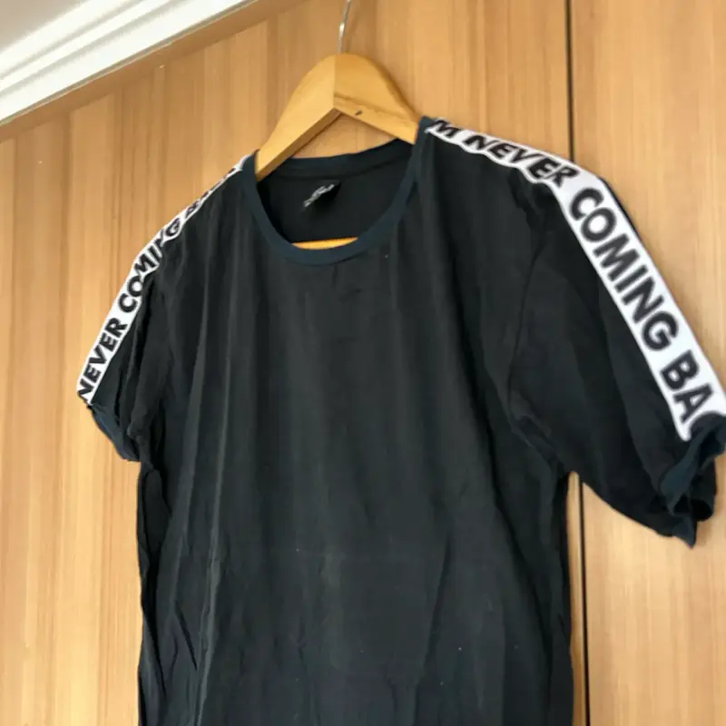 POLERA DECRETOS - 2