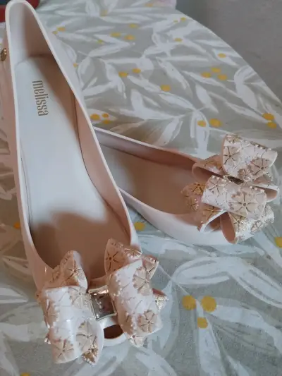 Zapatos planos Melissa con lazo - miniatura 1
