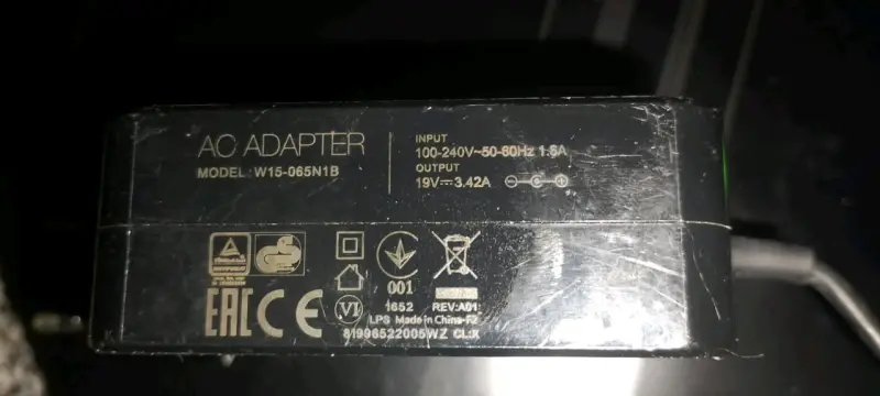 Adaptador AC modelo W15-065N1B