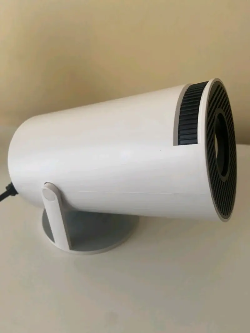 Proyector Smart Ultra HD - 2