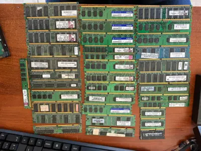 Lote de memorias RAM usadas - miniatura 1