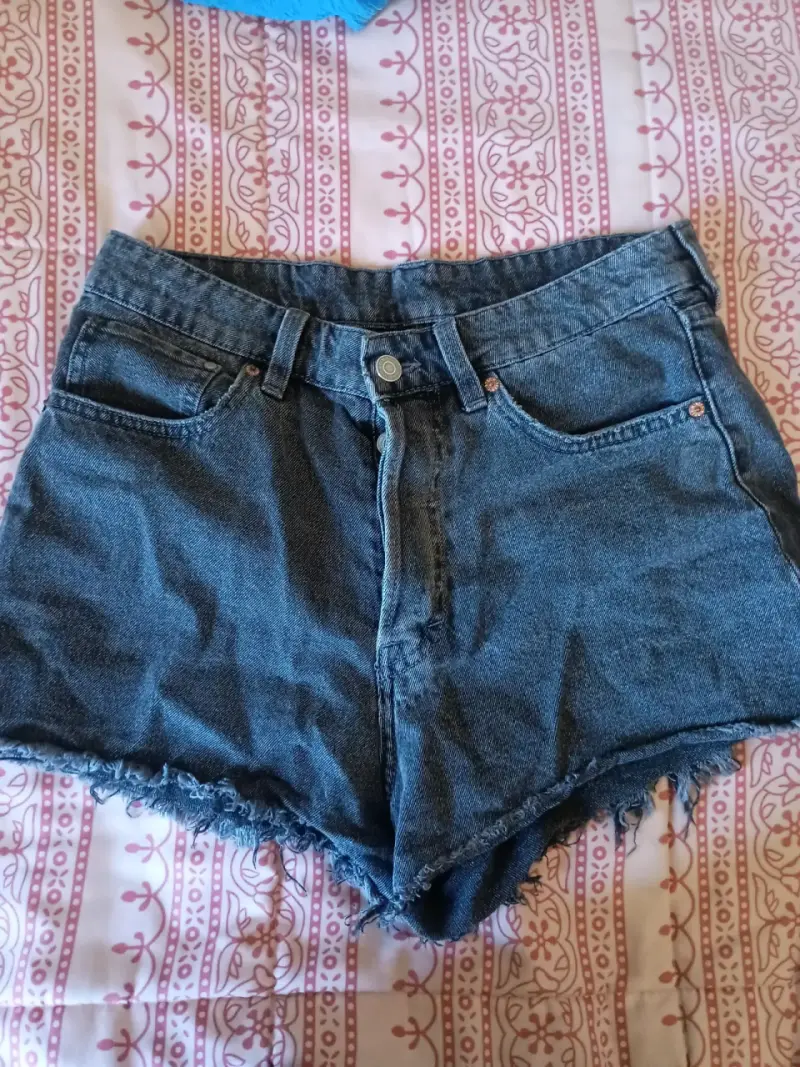 Shorts de mezclilla negros - 1