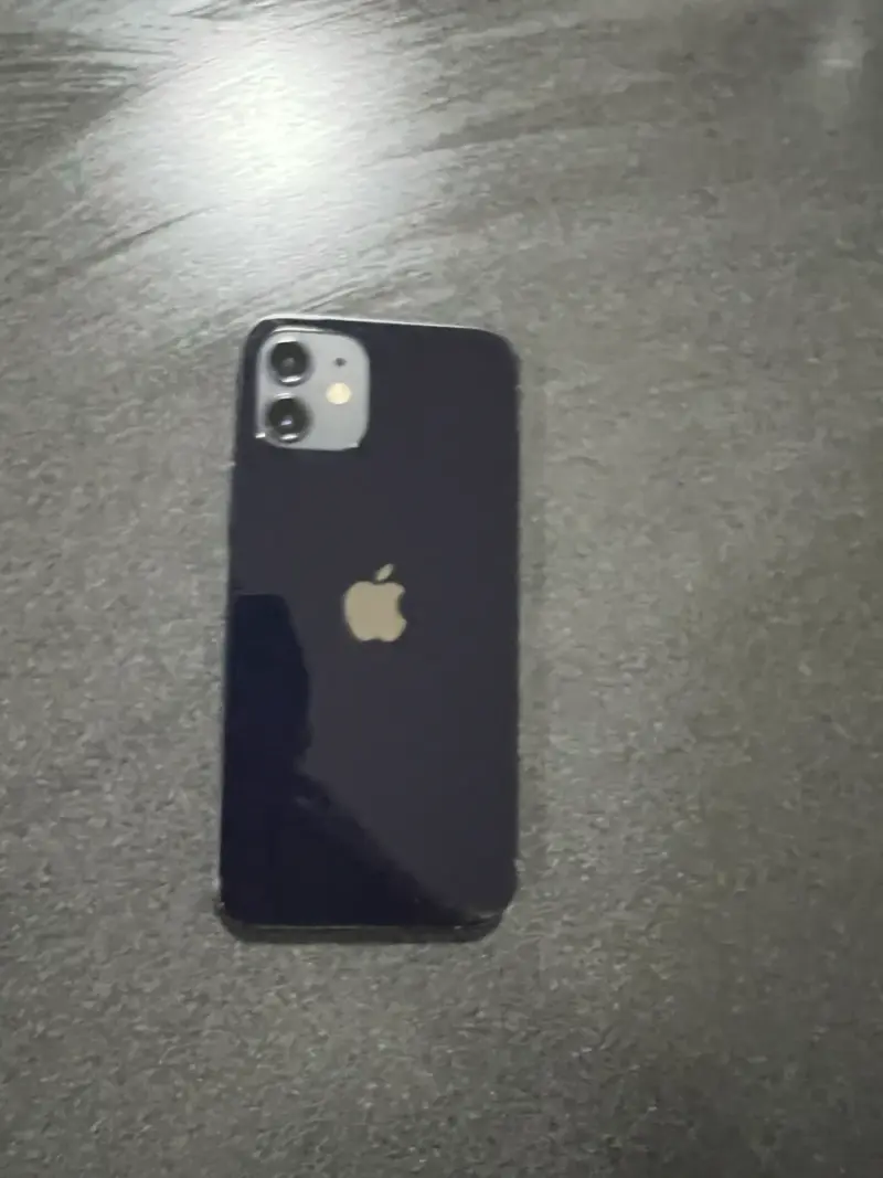iPhone 12 usado negro - 3