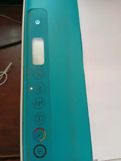 Impresora multifuncional HP blanca - miniatura 3