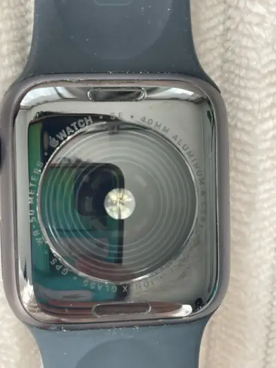 Apple Watch SE space gray - miniatura 3