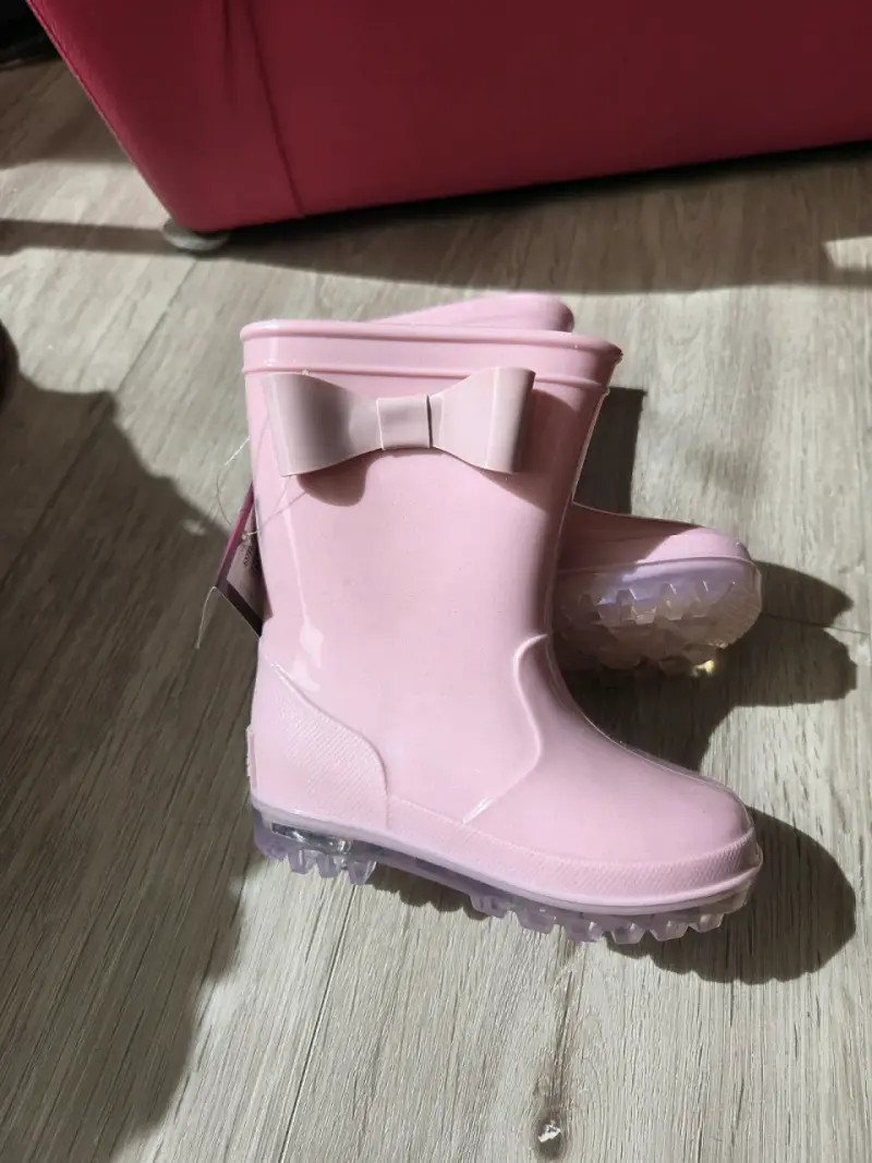 Botas de goma rosadas para niña - 2