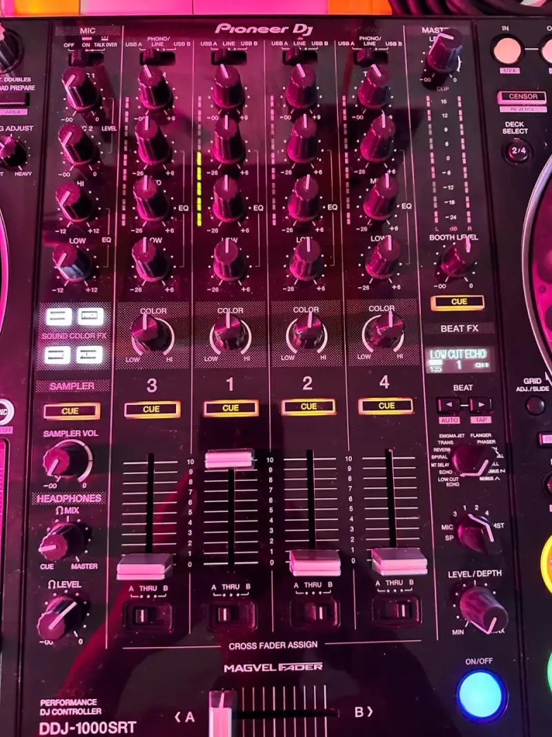 Controlador DJ Pioneer DDJ-1000SRT - 2