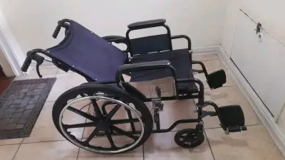 Silla de ruedas para adultos - miniatura 1