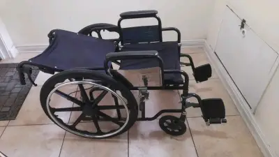 Silla de ruedas para adultos - miniatura 2