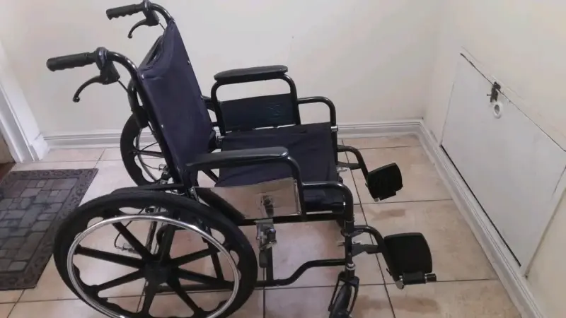 Silla de ruedas para adultos - 3