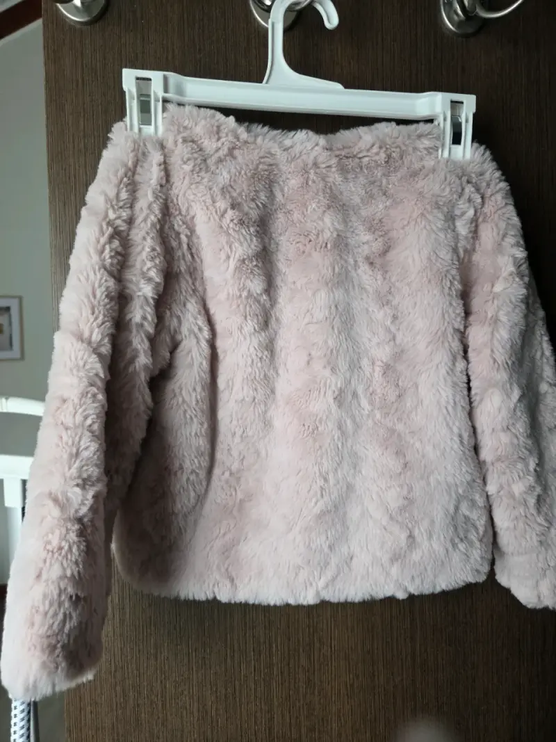 Chaqueta de peluche rosada H&M - 2