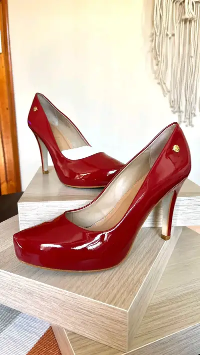 Zapato Gacel Olga de taco alto rojo charol - miniatura 3