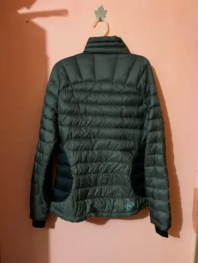 Chaqueta acolchada verde oscura - miniatura 2