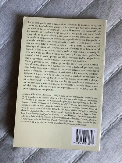 Libro 'Suicidios ejemplares' - miniatura 2