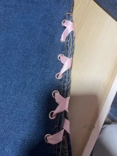 Jeans acampanados con lazos talla 12 - miniatura 4