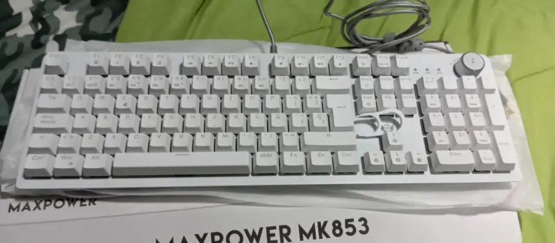 Teclado Mecánico Fantech MK853 - 2