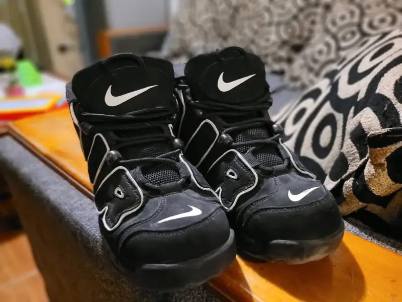 Zapatillas deportivas negras Nike - 1