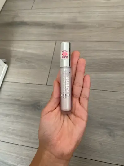 Brillo labial Essence plumping - miniatura 1