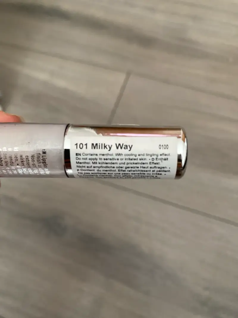 Brillo labial Essence plumping - 2