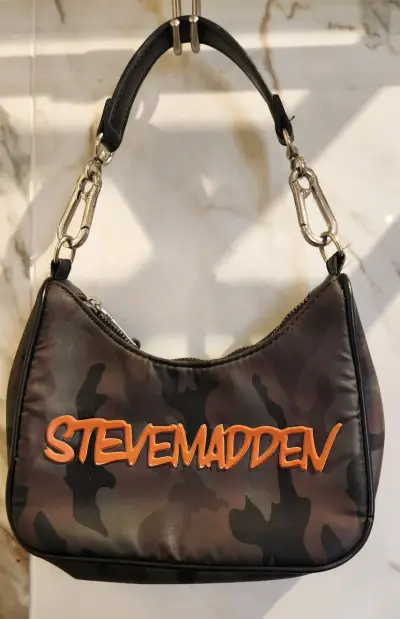 Cartera camuflada Steve Madden - miniatura 1
