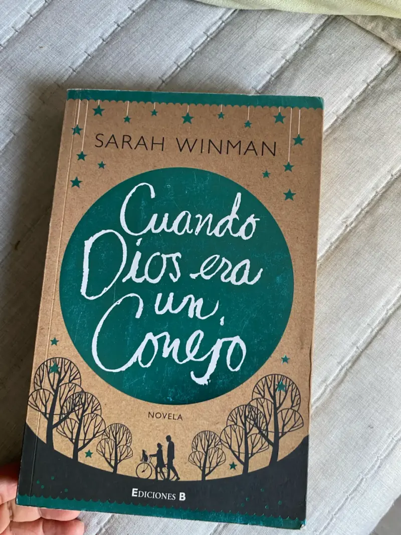Libro Cuando Dios era un Conejo - 1
