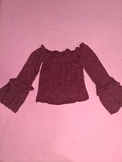 Polera burdeos con volantes - miniatura 1