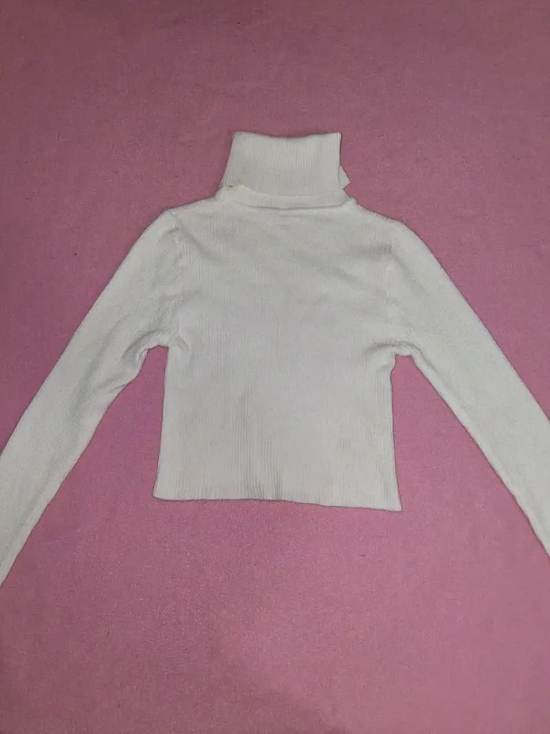 Polera burdeos con volantes - 2