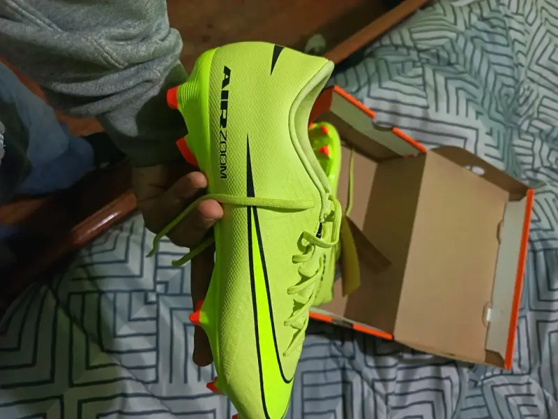 Zapatillas fútbol Nike amarillas - 2