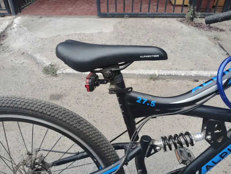Bicicleta montaña azul 27.5" - 2