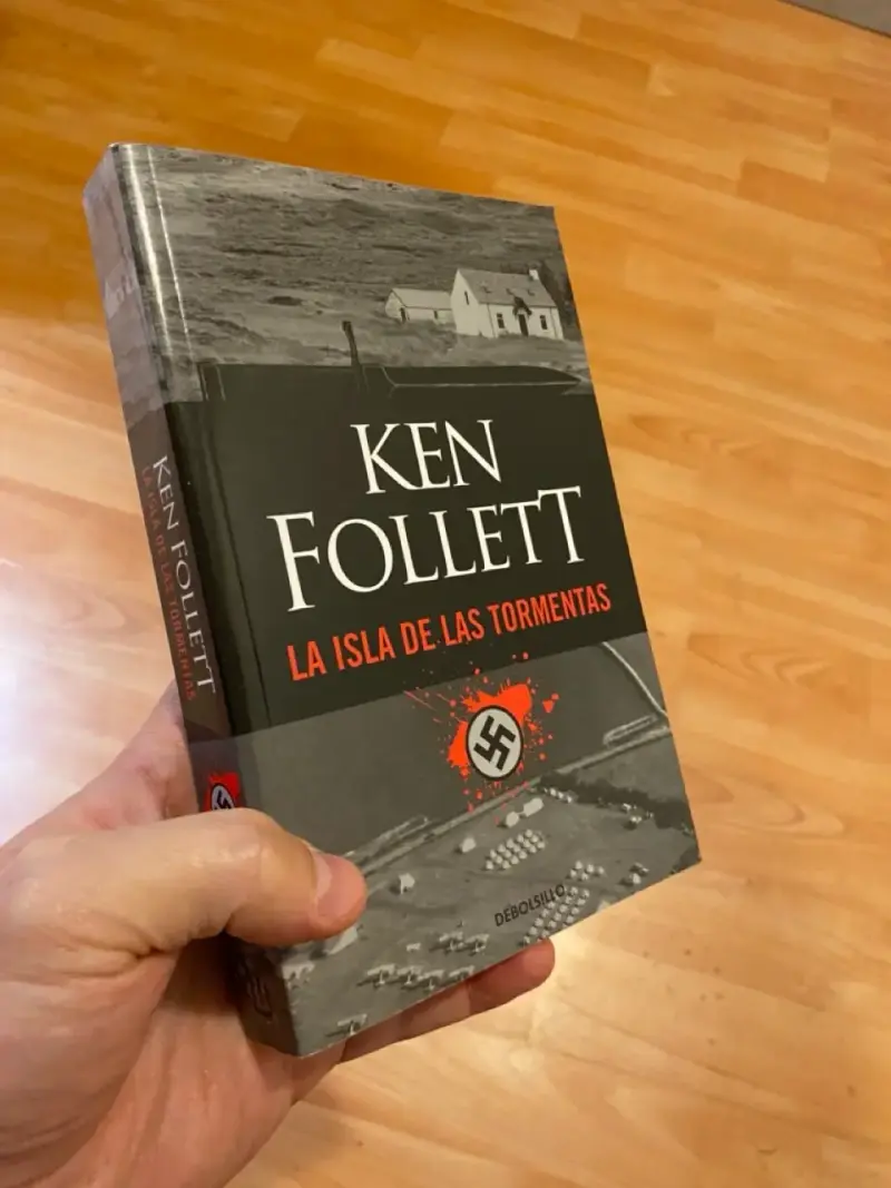 Libro Ken Follett 'La isla de las tormentas' - 2