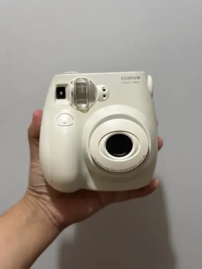 Cámara instantánea Fujifilm blanca 7s - miniatura 1