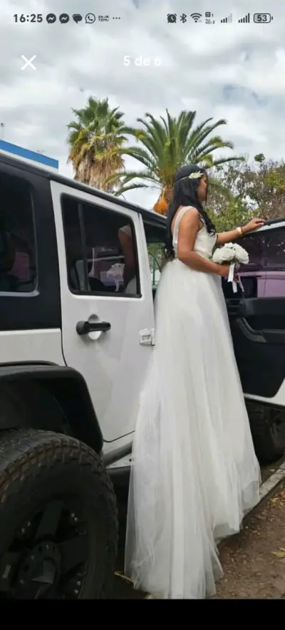 Vestido de novia blanco elegante - miniatura 5