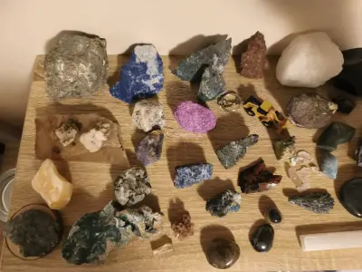 Colección de minerales variados - miniatura 2