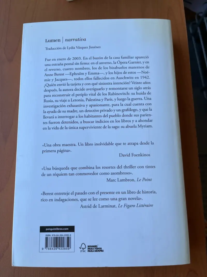 Libro 'La postal' de Anne Berest - 2