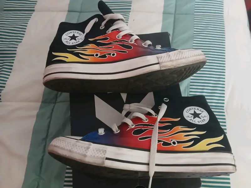 Zapatillas negras converse urbanas - 2