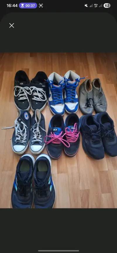 👟 Lote 7 pares → $50.000 (Nike azul, Adidas x2, C - miniatura 1